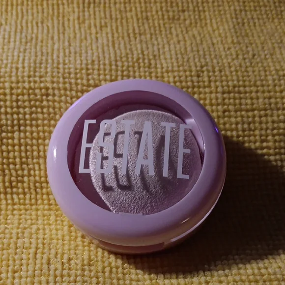 Estate Shimmer Highlighter Dew Me - Picture 3 of 5